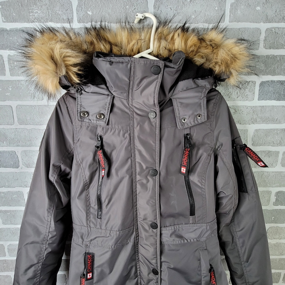Canada Weathergear Cold Weather Snow Coat With Removable fur Trim Women's S NWT - Picture 7 of 16